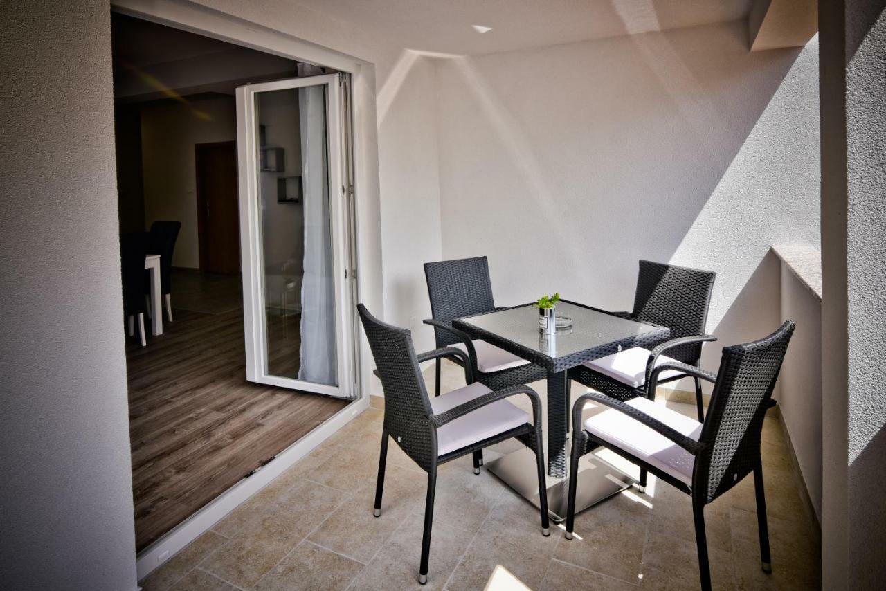 Apartments Mica Vrsi Exteriér fotografie