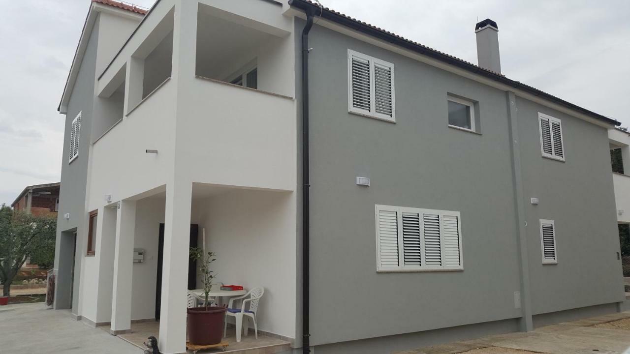 Apartments Mica Vrsi Exteriér fotografie